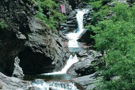沙漠废墟逃离