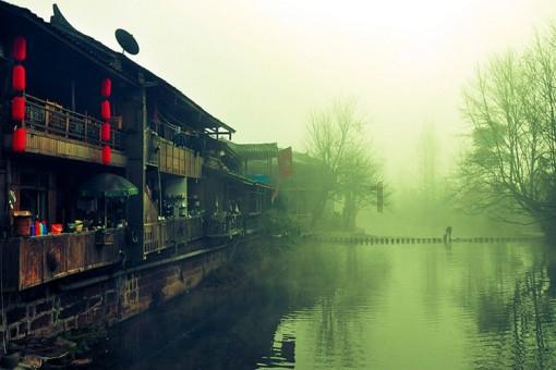 浦东新区：探索建立高标准且与国际接轨的数据安全管理规则和更加便利的数据跨境流动机制