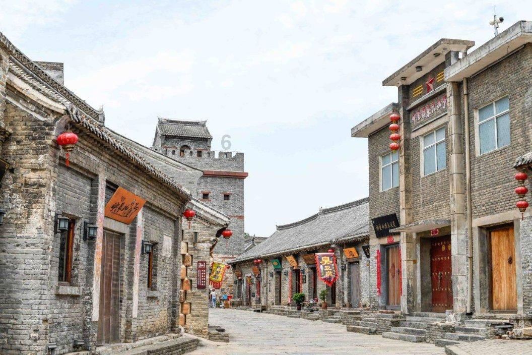 小猫钓鱼游戏龙王版有船